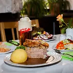 Petzengarten بيت ضيافة 4*
