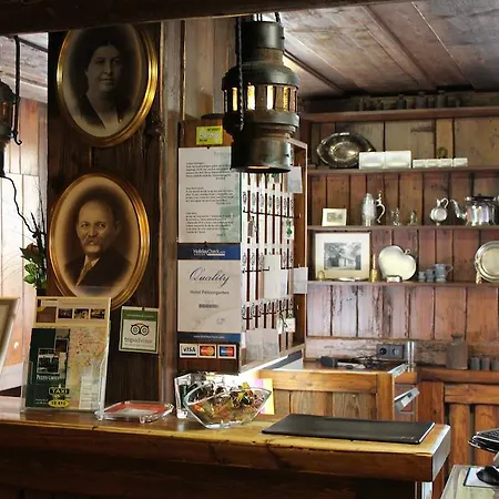 Konukevi Petzengarten 4*