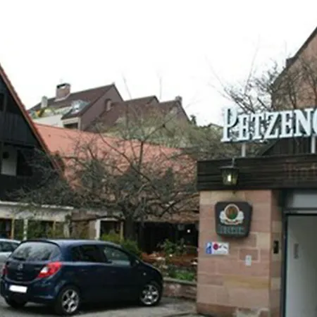 Petzengarten Konukevi Nürnberg