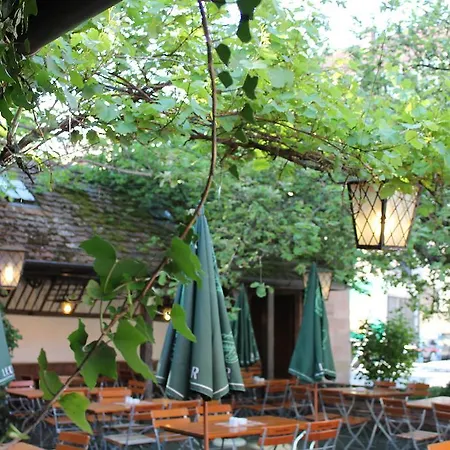Petzengarten Konukevi Nürnberg